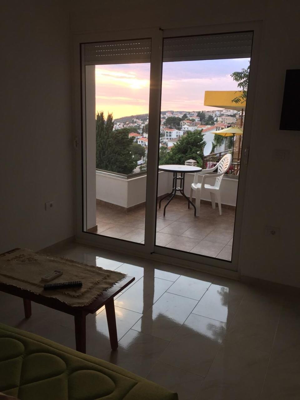 Idealhouse Apartments Ulcinj Exterior photo